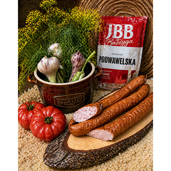 Wurst, Salami, Tomate, Knoblauch, Kräuter